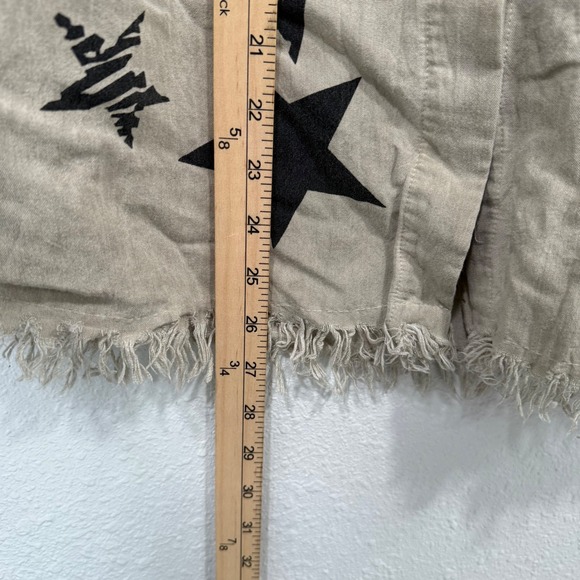 Umgee USA Women's Khaki Star Print Distressed Button Up Shirt Size S - Picture 6 of 7